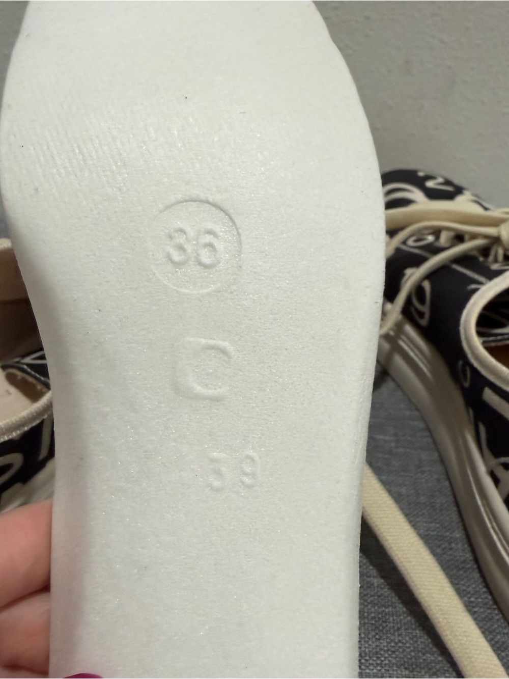 Vintage Black and Cream Logo Canvas Low-Top Sneakers - Picture 9 of 10